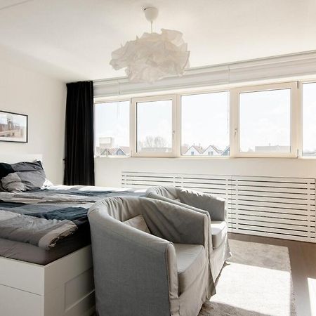 Julianadorp Zuhause Am Meer Fuer 6 Personen Mit 4 Schlafzimmern Exterior photo