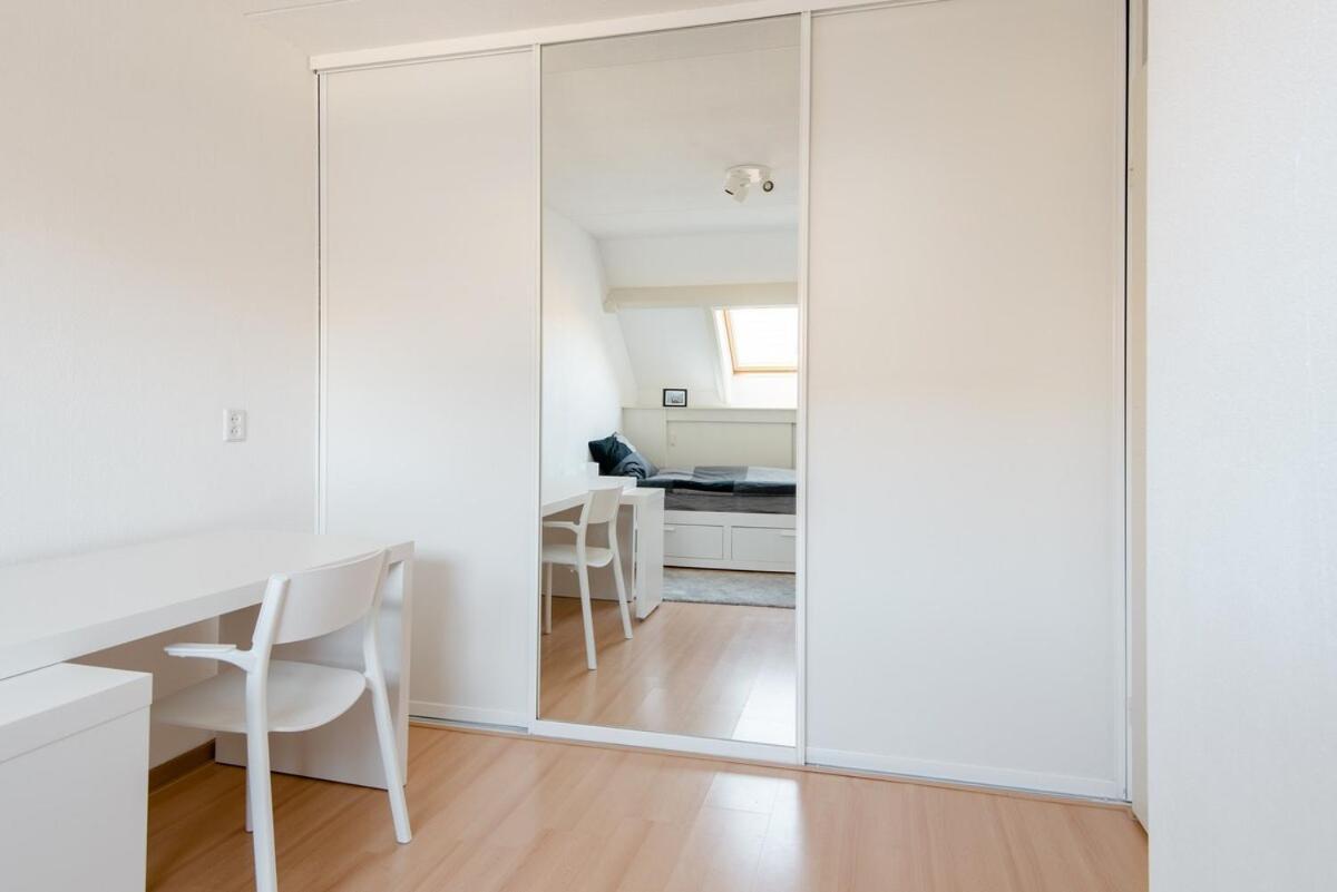Julianadorp Zuhause Am Meer Fuer 6 Personen Mit 4 Schlafzimmern Exterior photo